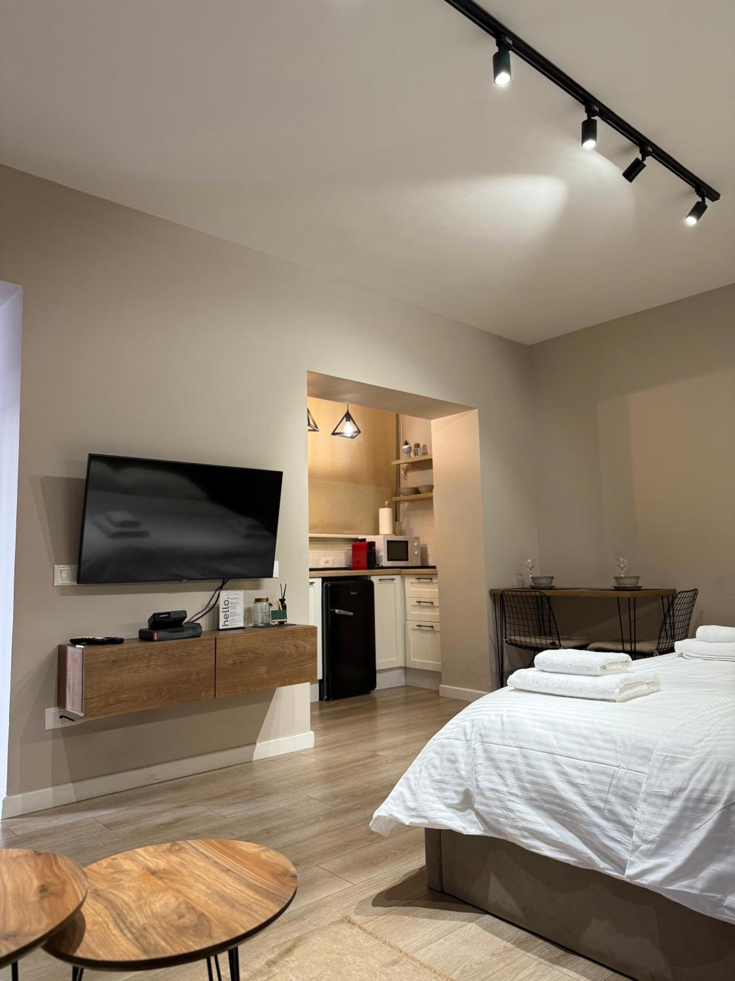4Seasonsgea , Deluxe Studio , City Centre , Tirana Exteriér fotografie